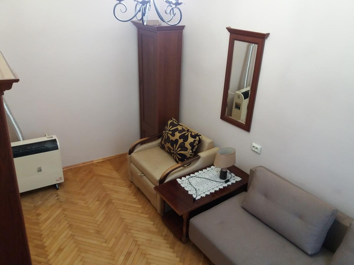 Pylnykarska 6 Apartment Лвив Екстериор снимка